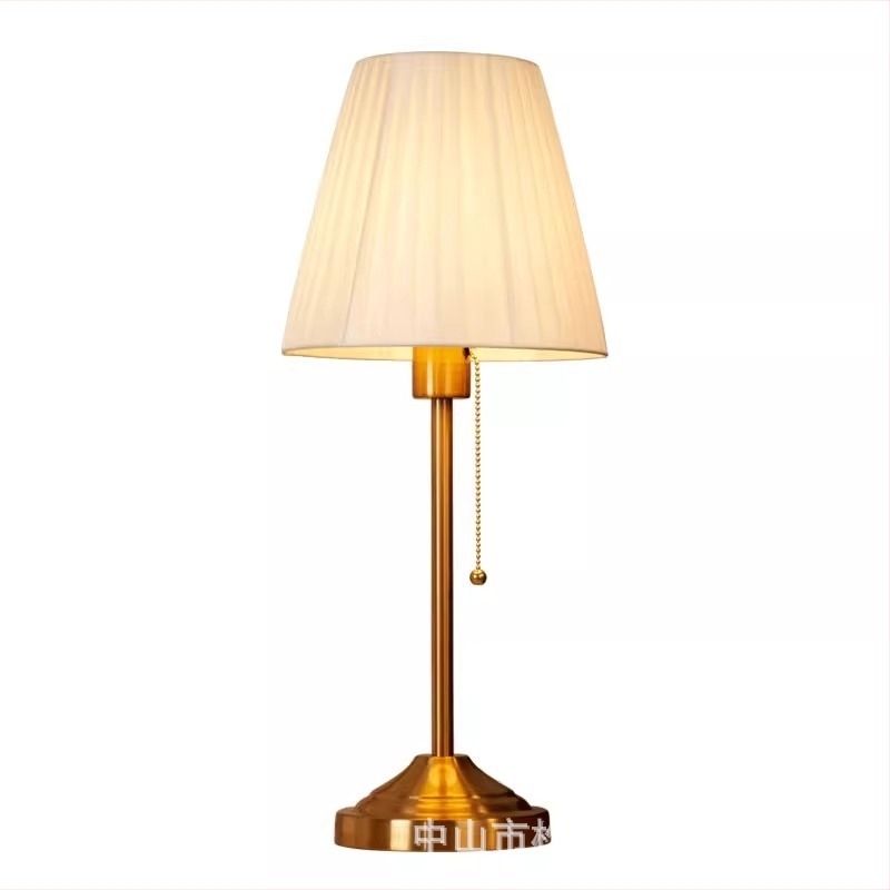 Nordski inspirirana retro noćna lampica za spavaću sobu, europski stil, moderni minimalistički stolni svjetiljka s toplim ambijentalnim svjetlom