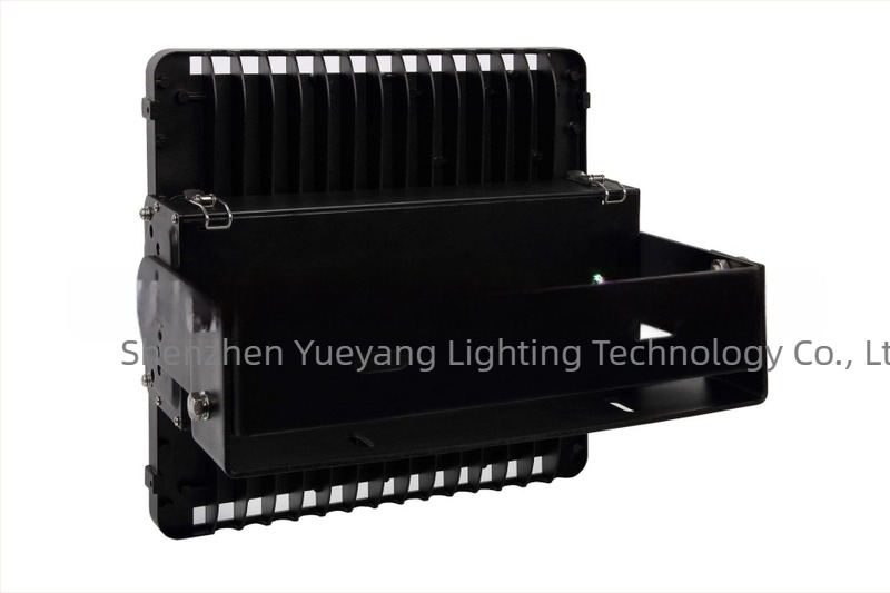 Moon and Yang Lighting Novi LED kit za rast biljaka s kućištem od lijevanog aluminija, 400W