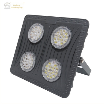 Prilagođeno LED floodlight kućište u Maserati stilu – set 50W-600W