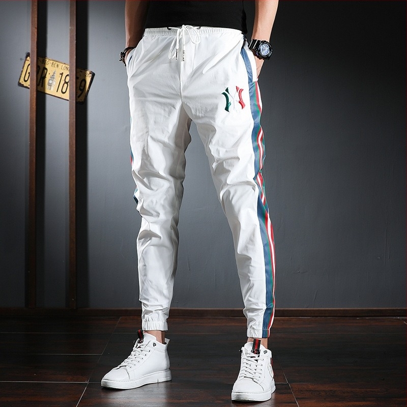 Proljetno-ljetne tanke casual muške hlače, korejski stil, prugaste, Ice Silk sportske hlače, svestrane i moderne