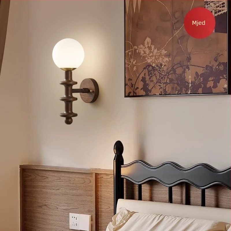 Francuski stil retro zidna lampa od orahovog drveta sa staklenim abažurom za dnevni boravak i spavaću sobu