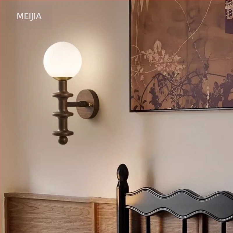 Francuski stil retro zidna lampa od orahovog drveta sa staklenim abažurom za dnevni boravak i spavaću sobu