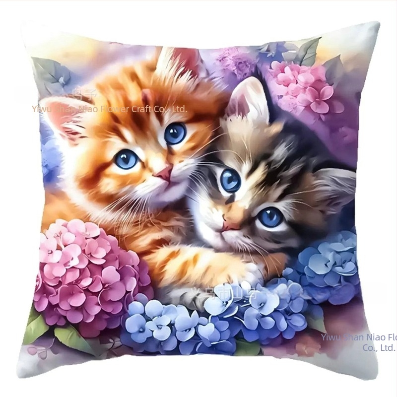 Jastučnica s cvjetnim motivom – peonija i ptice, od lana, 45×45 cm, moderan dizajn za spavaću sobu.