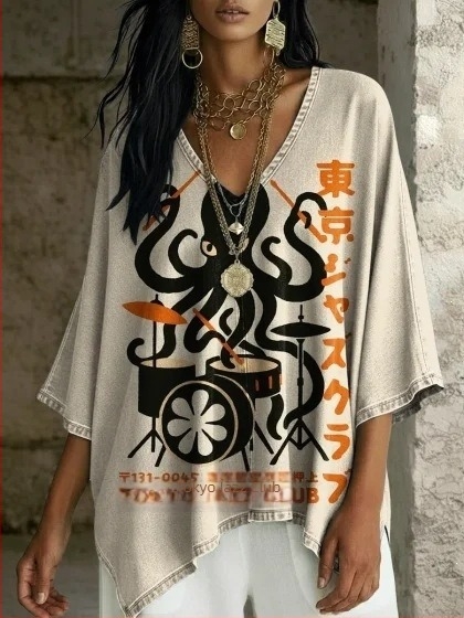 Boemski top s boho uzorkom, V izrezom, rukavi batwing, udoban kroj, nepravilan rub