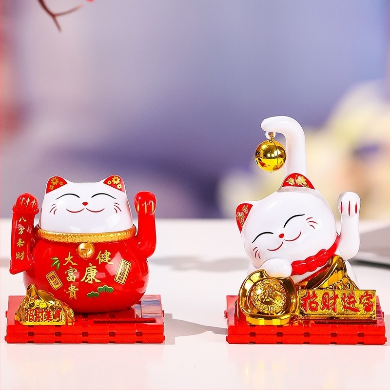 Kreativna solarna mačka za stolni ukras, slatka Maneki Neko figura za ured, poklon za rođendan kolege