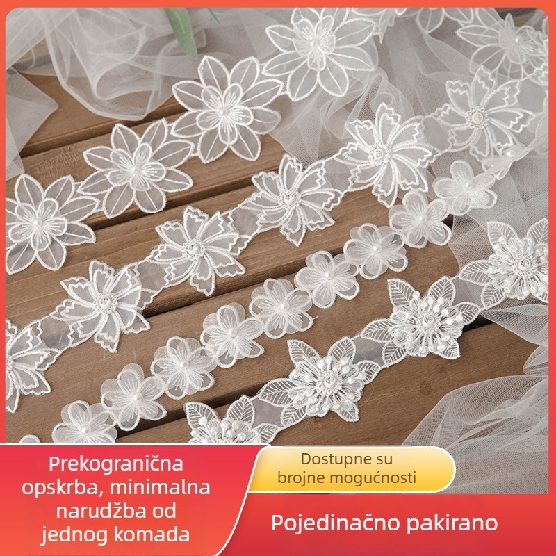 Bijela dvostruko slojevita organza s ručno našivenim perlicama i vezom
