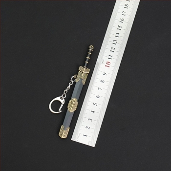 Mini Goujian mač – 12 cm, metalni ukras za ključeve
