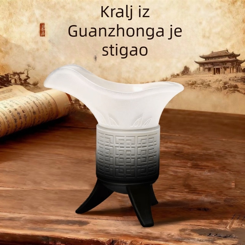 Set drevnih carske čaše, s čašama za bijelo vino, dispenserom i mini bočicama