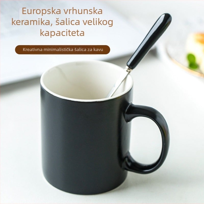 Keramička šalica za kavu u europskom stilu, crna mat, sa žličicom