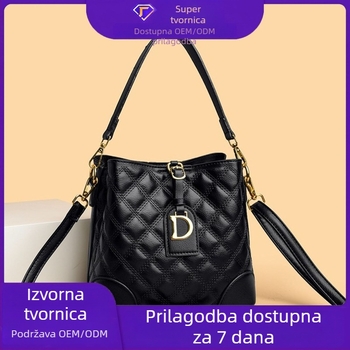 Ženska bucket torba s dijamantnim šivom, lančani remen, minimalistička i svestrana, velika zapremina, nosi se preko ramena ili crossbody.