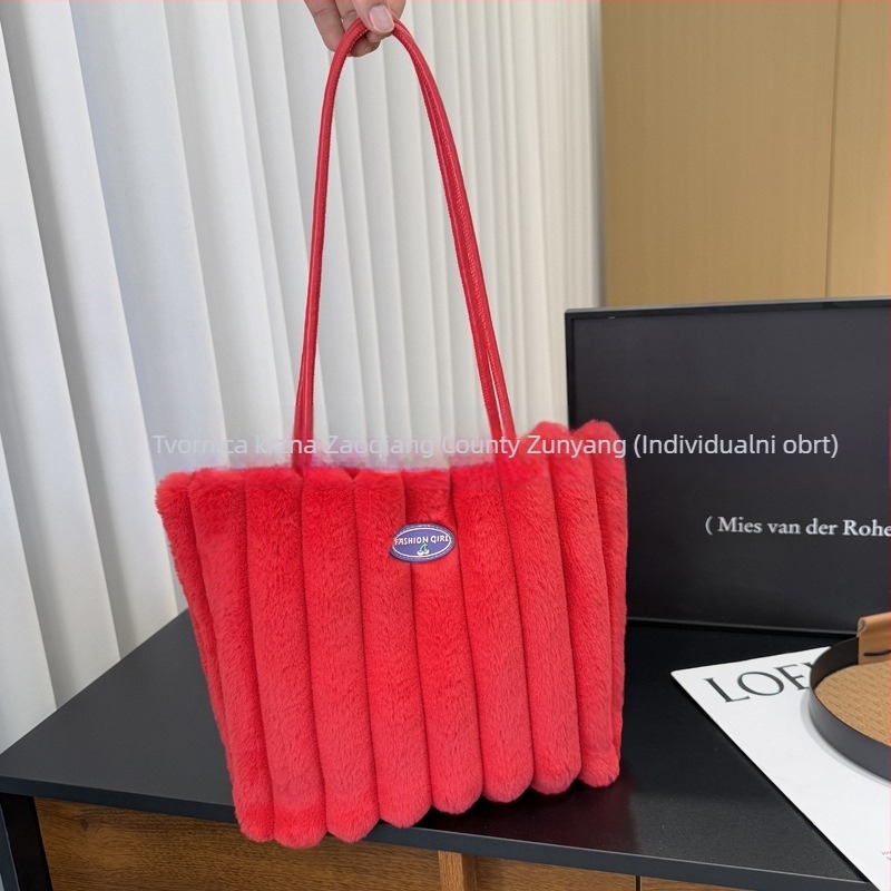Pliš crossbody torbica za žene, jesen-zima, prostran unutarnji prostor