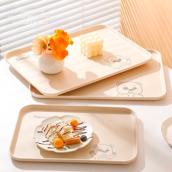 Krem boje kvadratni debeli plastični pladanj za kućnu i komercijalnu upotrebu, pogodan za hotele i restorane, posluživanje grickalica i voća.