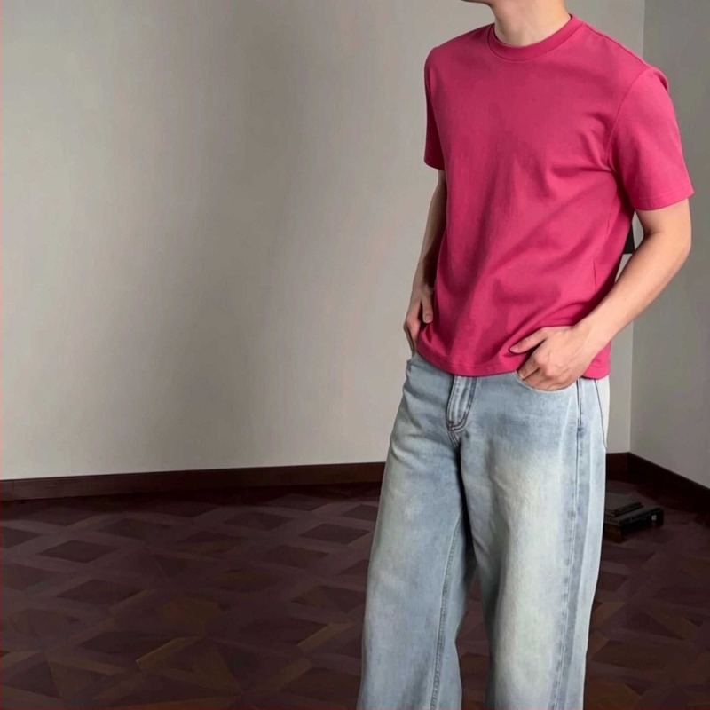 Muška majica od pamuka kratkih rukava, okrugli izrez, boxy kratka duljina, Slim-Fit kroj.
