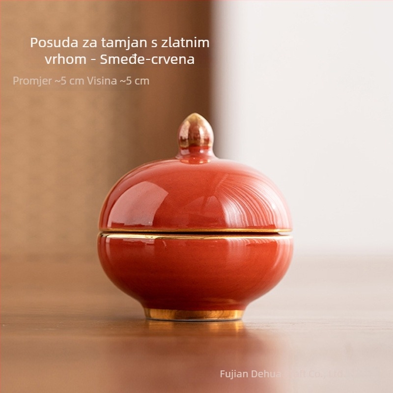 Keramički posuda za kremu inspirirana Muzejom Zabranjenog grada, sa zatvorenim poklopcem, zlatnim vrhom i spiralnim dizajnom leptira
