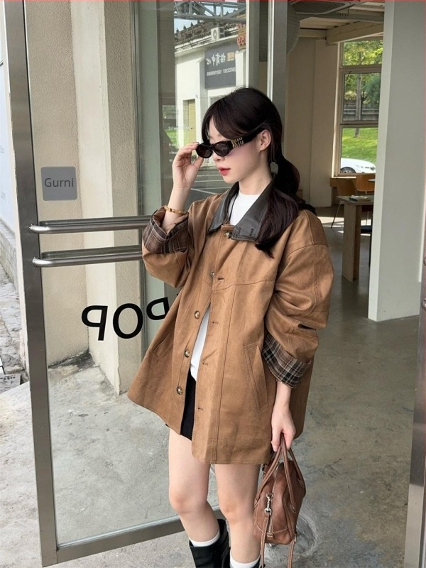 Ženski trench coat od poliestera, boja kave, karirani uzorak, umjetno krzno, rever, blok boja, zima 2025