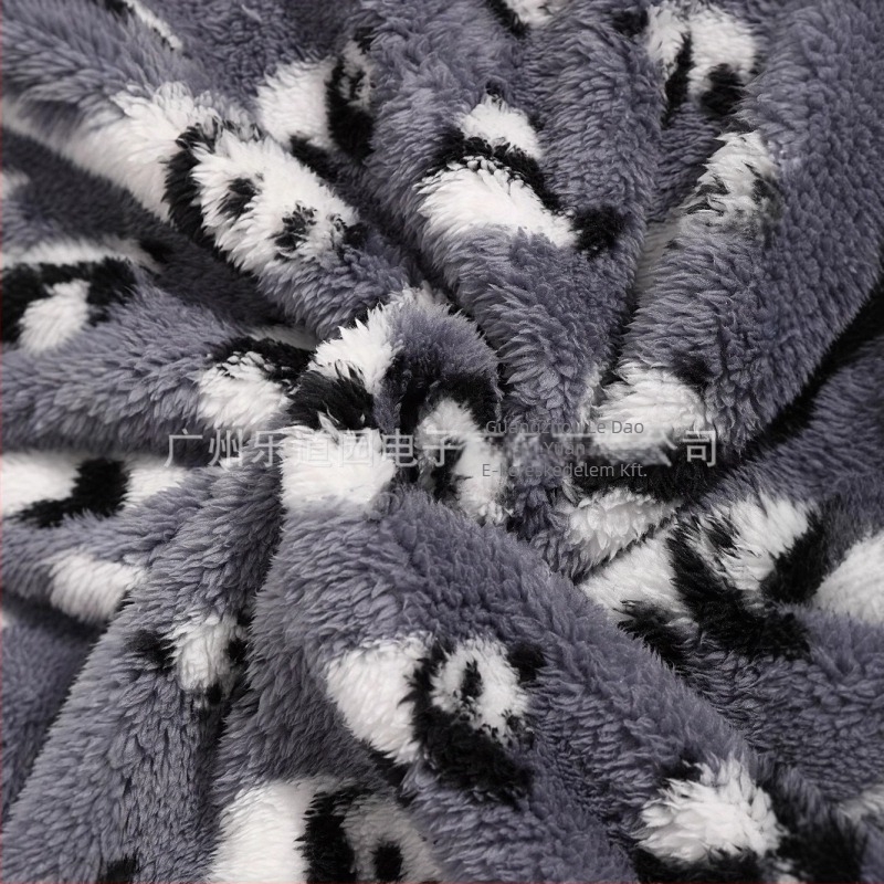 Határokon átnyúló európai és amerikai azték vörös panda mintás, ultrafinom osztrák bársony plüss kapucnis, hosszú ujjú, zsebes nadrág, kontrasztos színekkel