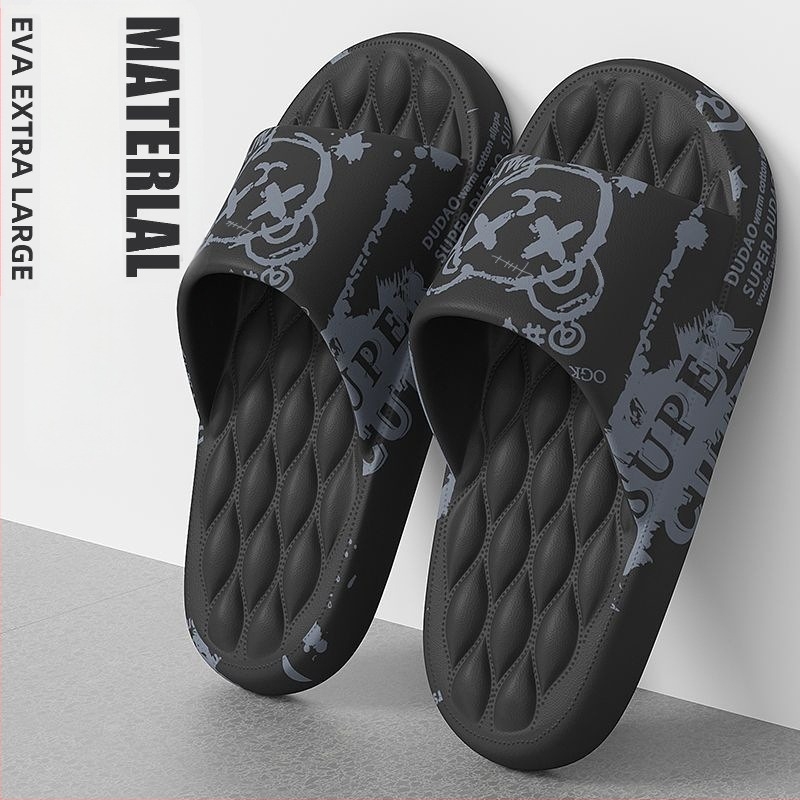 Szuper meleg papucsok férfi 2024 divatos nyári csúszásmentes vastag aljú szaggátló lépésálló érzés páros háztartási külső ruházati szandál férfiaknak