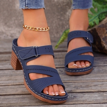 Európai és amerikai külkereskedelmi üreges ékszíjas papucsok női plus size autós varrás tépőzáras strandszandálok Amazon