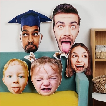 Az Etsy legkelendőbb, egyedi, szabálytalan alakú pod párnája, az Amazon legkelendőbb, valósághű kisállat-karakterből készült kanapépárna