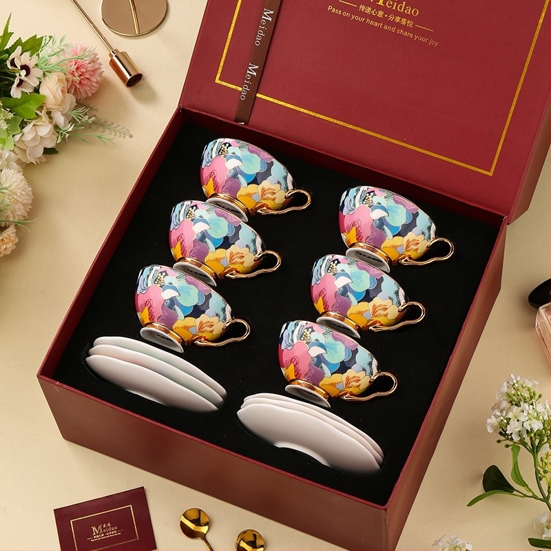 Medo kávéscsésze, kiváló minőségű csont porcelán, délutáni tea, teáskészlet, öltöny, barátnő, születésnap, esküvői ajándék