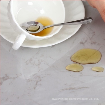 Átlátszó műanyag terítő 100%-ban vízálló kristálytiszta asztali védőhuzat 0,13 mm-es zárral ellátott terítő