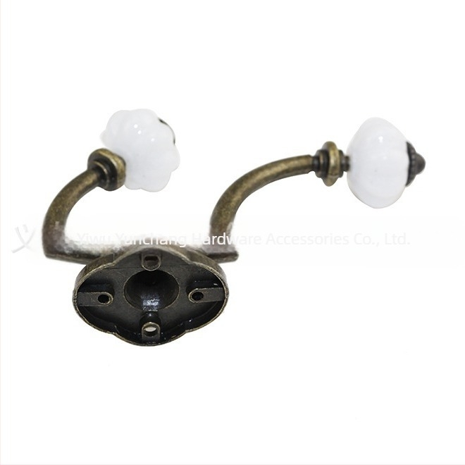 Bronz fali ruhaakasztó kabáttartó fali akasztó európai ötvözetből készült hálószobai kabátakasztó