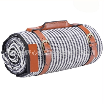 Raktáron nagykereskedelmi piknikszőnyeg nedvességálló szőnyeg vastagított extra nagy kempingszőnyeg vízálló kreatív hordozható vízálló gyepszőnyeg