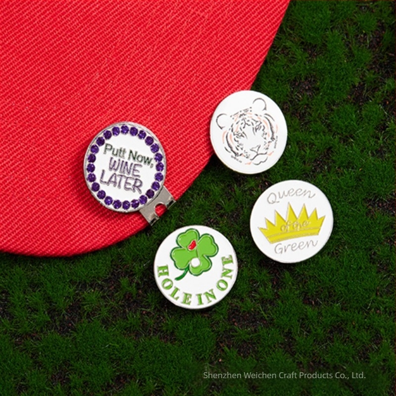 Határokon átnyúló négylevelű lóhere korona alakú golfsapka-csipesz fém mágneses labda pozíciójelző golfcsipesz jelzőjel