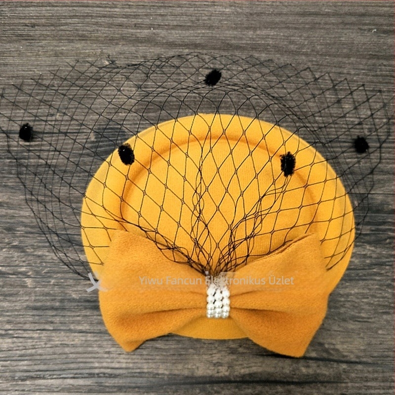 Az Amazon legkelendőbb hajkiegészítői Gyöngyös masnis fejpánt Hajtű Gyöngyös hálós hajtű Gyöngyös masnis hajtű