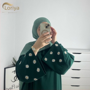 Loriya2024 AliExpress Dubai Közel-Kelet Törökország Elegáns Hímzett Margarétás Ruha Robe LR802