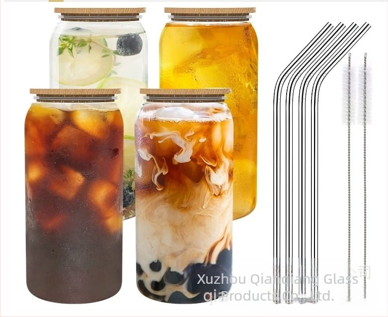 Határon átnyúló üveg 470 ml-es üdítős doboz, 690 ml-es kólásdoboz, söröskorsó, Mason pohár bambusz és fa tetővel, szívószál készlet