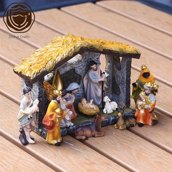 8,5 cm magas klasszikus karácsonyi jászol díszdobozos ünnepi ajándék gyantából készült kézműves termékek határokon átnyúló ellátása