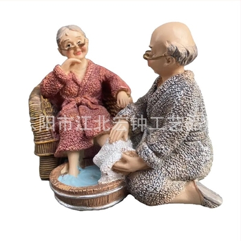 Határokon átnyúló új termék nagypapa és nagymama gyantaszobrok dekoráció, díszek otthoni udvarra Valentin-napi ünnepi szobor