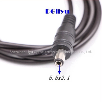 DC tápkábel, egy-három LED-es monokróm fénysáv, egy-három monitorozó tápkábel, forrasztásmentes LED-es csatlakozó