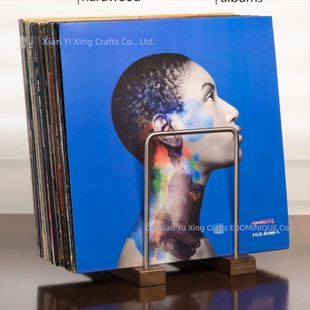 Amerikai retro fa bakelit lemezállvány CD-kiállító állvány Régi lemeztároló kiállító állvány Vas lemezkiállító állvány