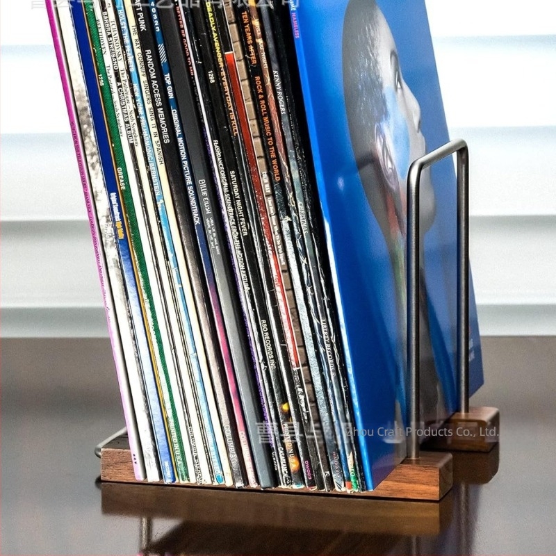 Amerikai retro fa bakelit lemezállvány CD-kiállító állvány Régi lemeztároló kiállító állvány Vas lemezkiállító állvány