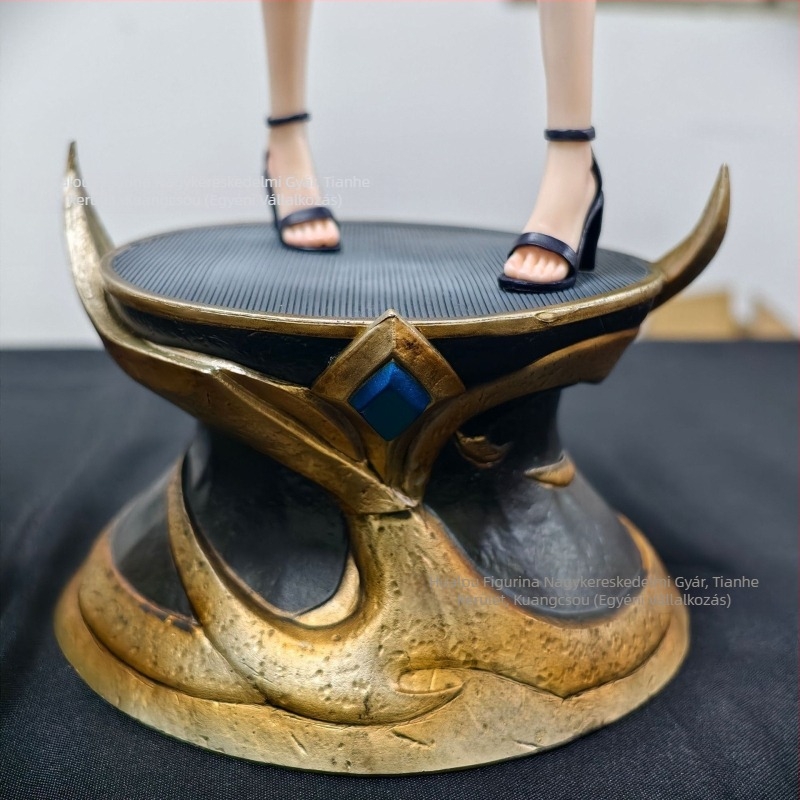 Nier:Automata Nier:Automata Klassz Medve Fürdőruha 2B Kétfejű Szobor Figura Modell Ajándék