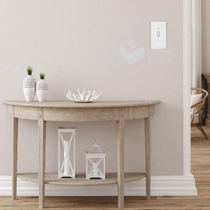 Amerikai méretű, egyetlen kapcsolós kapcsolópanellel ellátott, amerikai tanúsítvánnyal rendelkező PC anyagú fali aljzatpanel