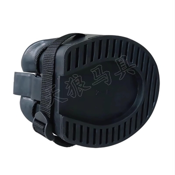 Csúszásmentes gumi patkócipők szegek nélkül sérült patkókhoz gyógyszer a széklettel való érintkezés elkerülésére