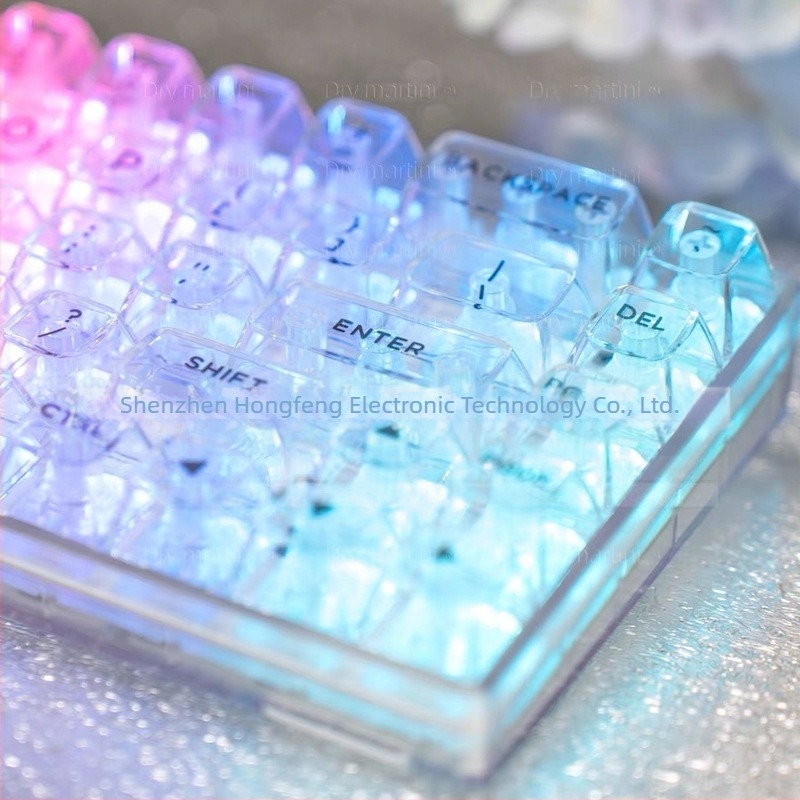 OEM nagymágneses tengelybillentyűzetek átlátszó kristály PC mechanikus univerzális teljes készlet kis numerikus billentyűzet Rgb Rgb világítási effektus