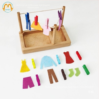 Montessori Montessori Care oktatási segédeszközök ruhák szárításához, finommotoros tréninghez, mindennapi élethez