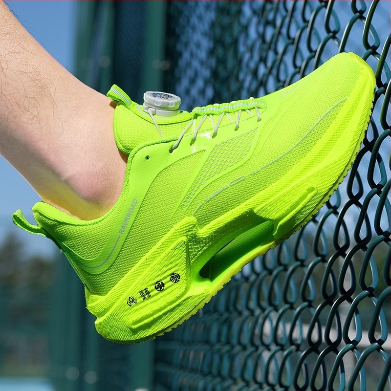 Fujian férfi és női cipő nagykereskedelem 2025 új, lélegző hálós férfi sportcipők forgógombos ifjúsági futócipők