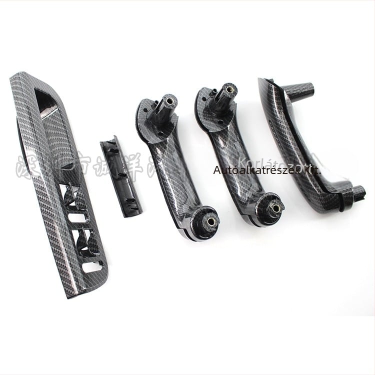 Alkalmazható a Volkswagen Jetta Golf MK4 bal első kapcsolóterelő lemez karbon mintázatú 5 darabos autó kilincs fogantyúhoz