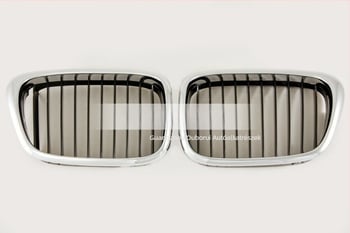 BMW E39 motortér burkolat első hűtőrácshoz 51137005837 51137005838