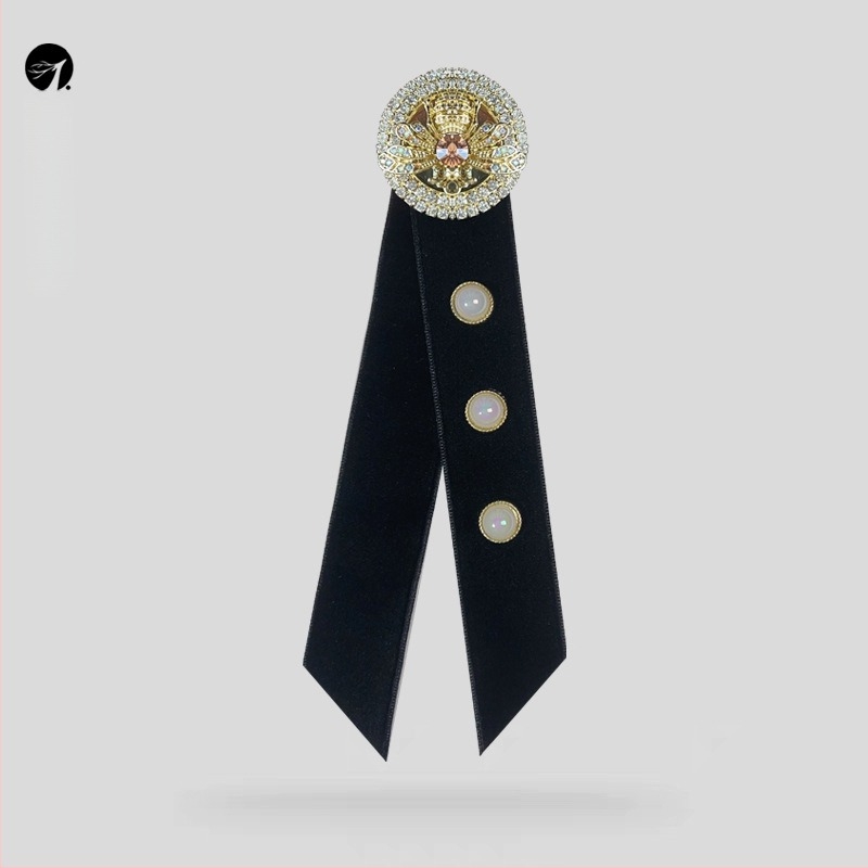 Határokon átnyúló ékszerek, brit vintage bársony, gyöngyötvözet, méhecske bross, kiváló minőségű galléros lányka ingdíszek