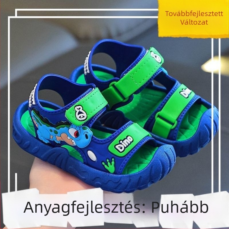Új gyerek szandálok fiúknak 2025 nyári új kis középiskolás diákoknak puha talpú csúszásgátló strandcipők divatos gyerekeknek