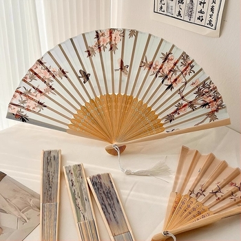 Ősi stílusú Begonia összecsukható ventilátor Új kínai összecsukható kis ventilátor Nyári kínai stílusú Hanfu fotó összecsukható ventilátor Hordozható ventilátor