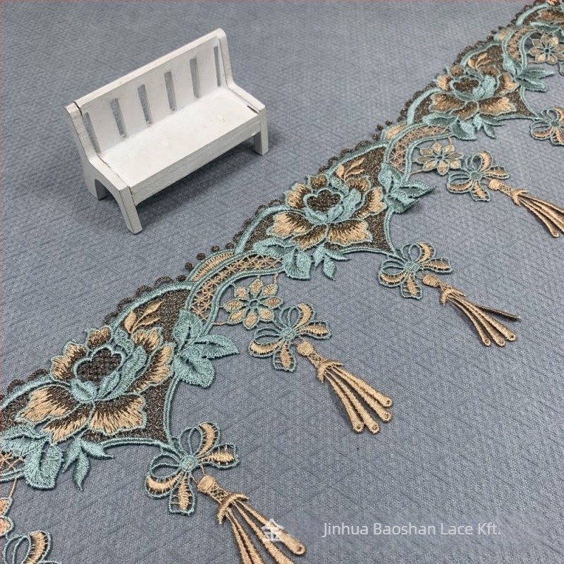 Poliészterből készült vízoldható hímzett bojtos szalag barcode mintával ruházathoz és otthoni textíliákhoz