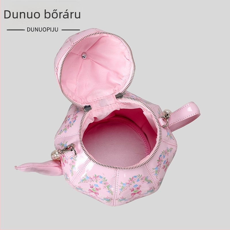 PU anyagú vödör alakú táska, cipzáras záródás, poliészter bélés, belső mobiltelefon rekesz