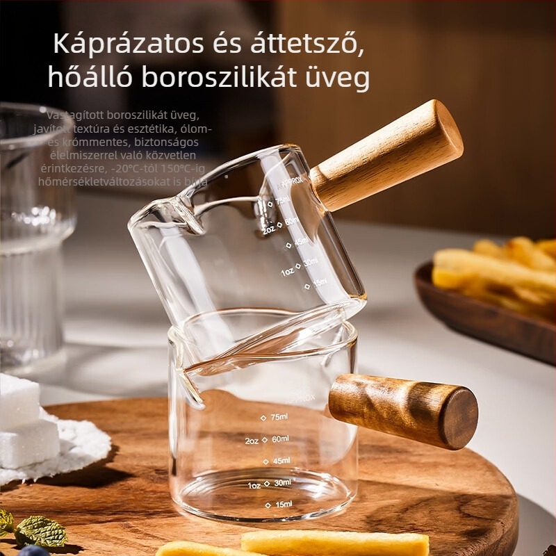 Üveg testű eszpresszó mérőpohár, fa fogantyúval – modern, egyszerű kávéscsésze logóval